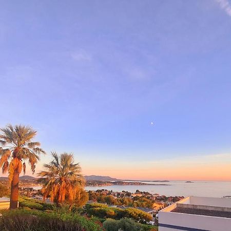 Magnifique Appartement Vue Mer - Grande Terrasse Et Piscine Bandol Exterior foto