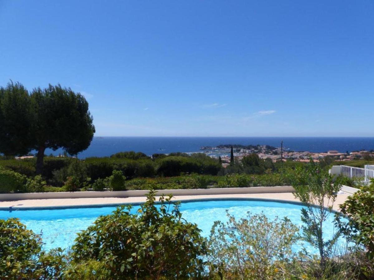 Magnifique Appartement Vue Mer - Grande Terrasse Et Piscine Bandol Exterior foto